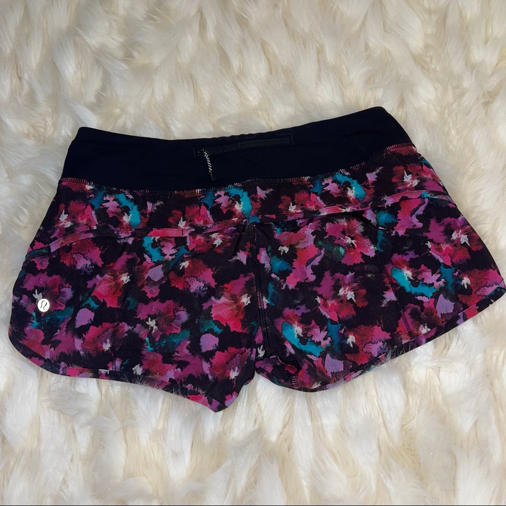Lululemon Speed Up Shorts 2.5” 🍋